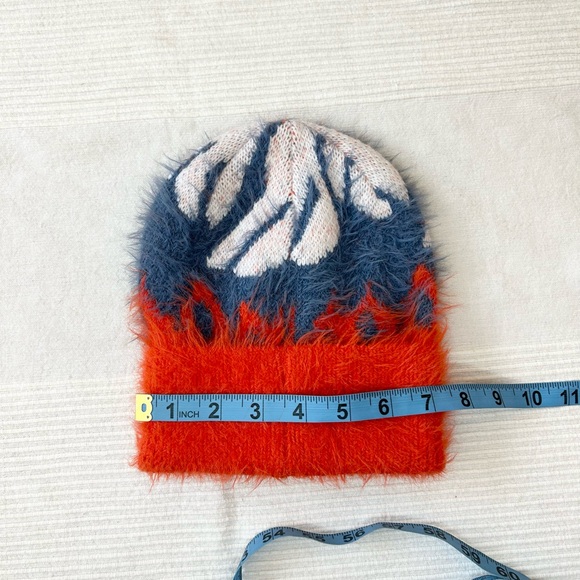 Urban Outfitters Ellie Knit Beanie - Picture 9 of 14